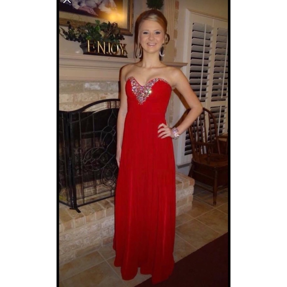 AnnyLee prom dress
